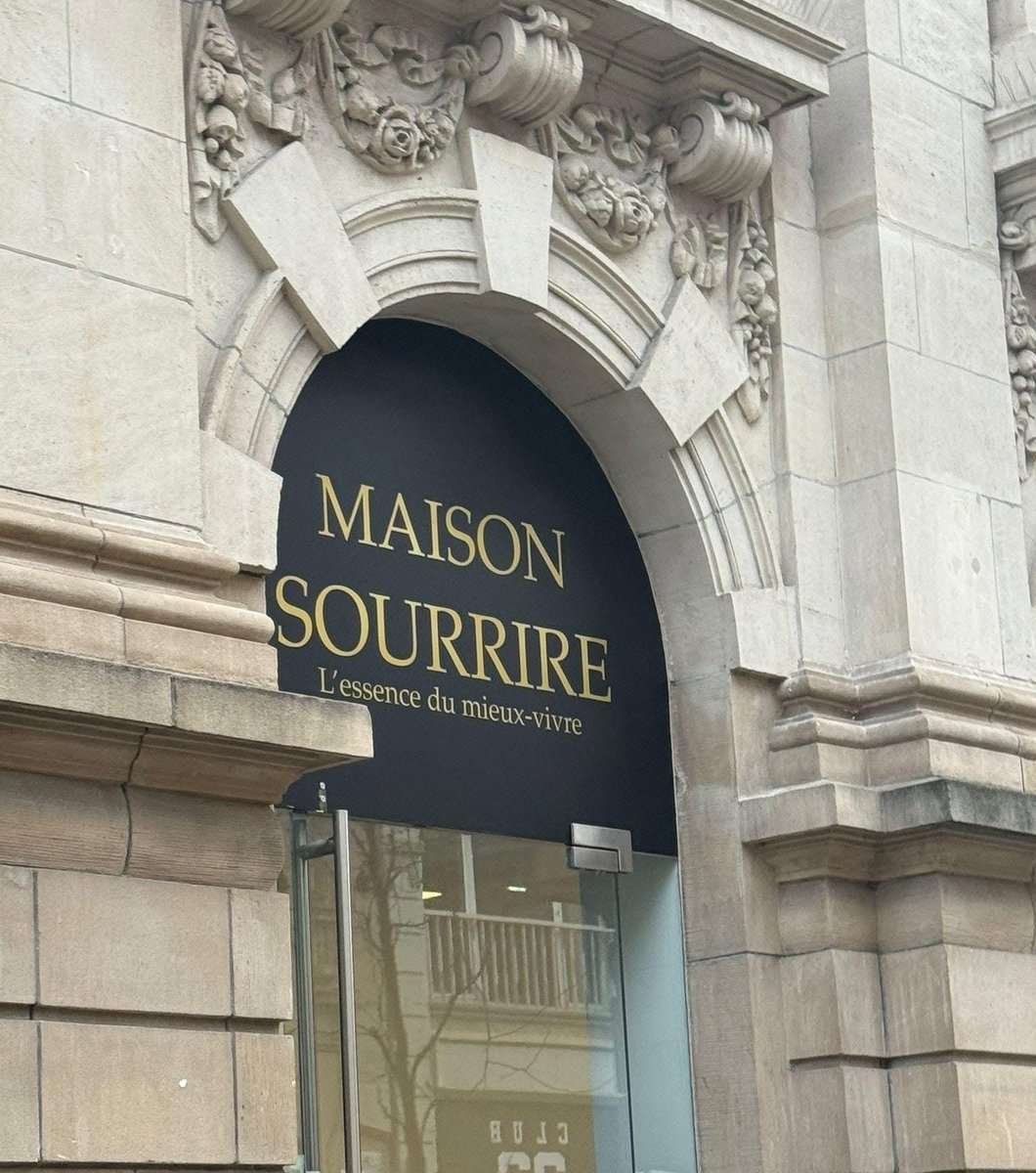 Lettrage vitrine et façade